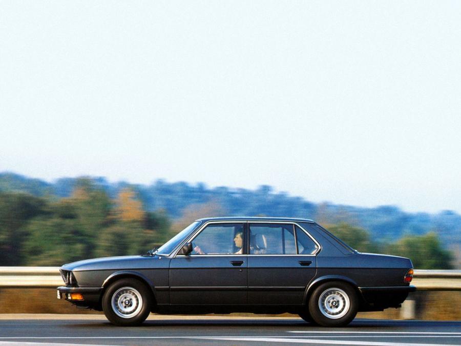  BMW 525e 1983 года  (фото 4 из 5)